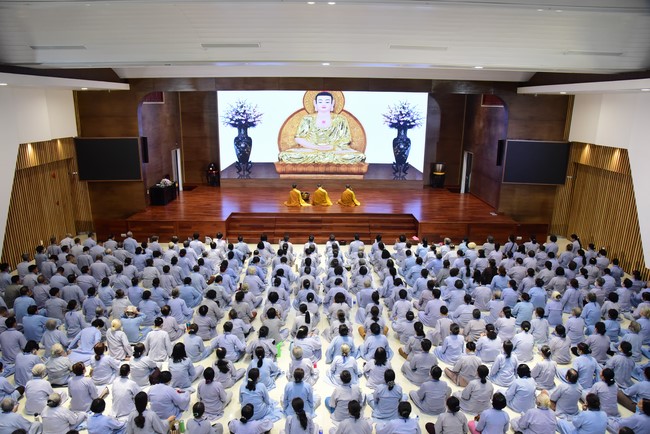 Dharma Talk “Peaceful place to stop ” – The 96th Seven-Day Retreat